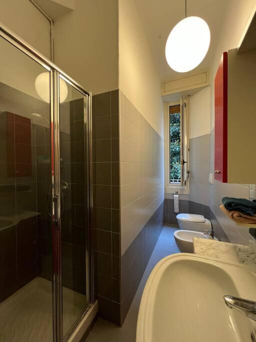 Modern Pretty Apartment Near Isola Zone Milan Luaran gambar