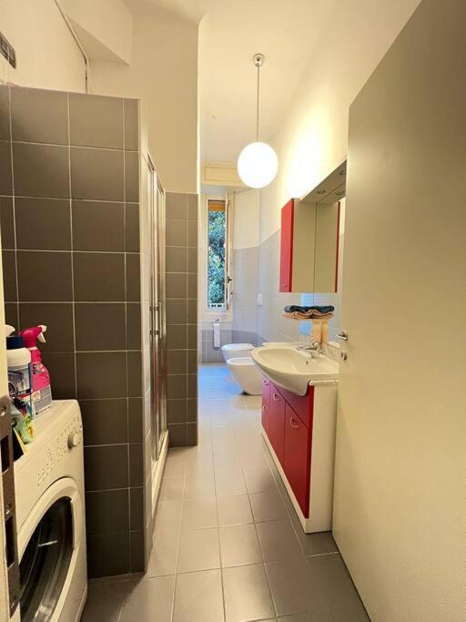 Modern Pretty Apartment Near Isola Zone Milan Luaran gambar
